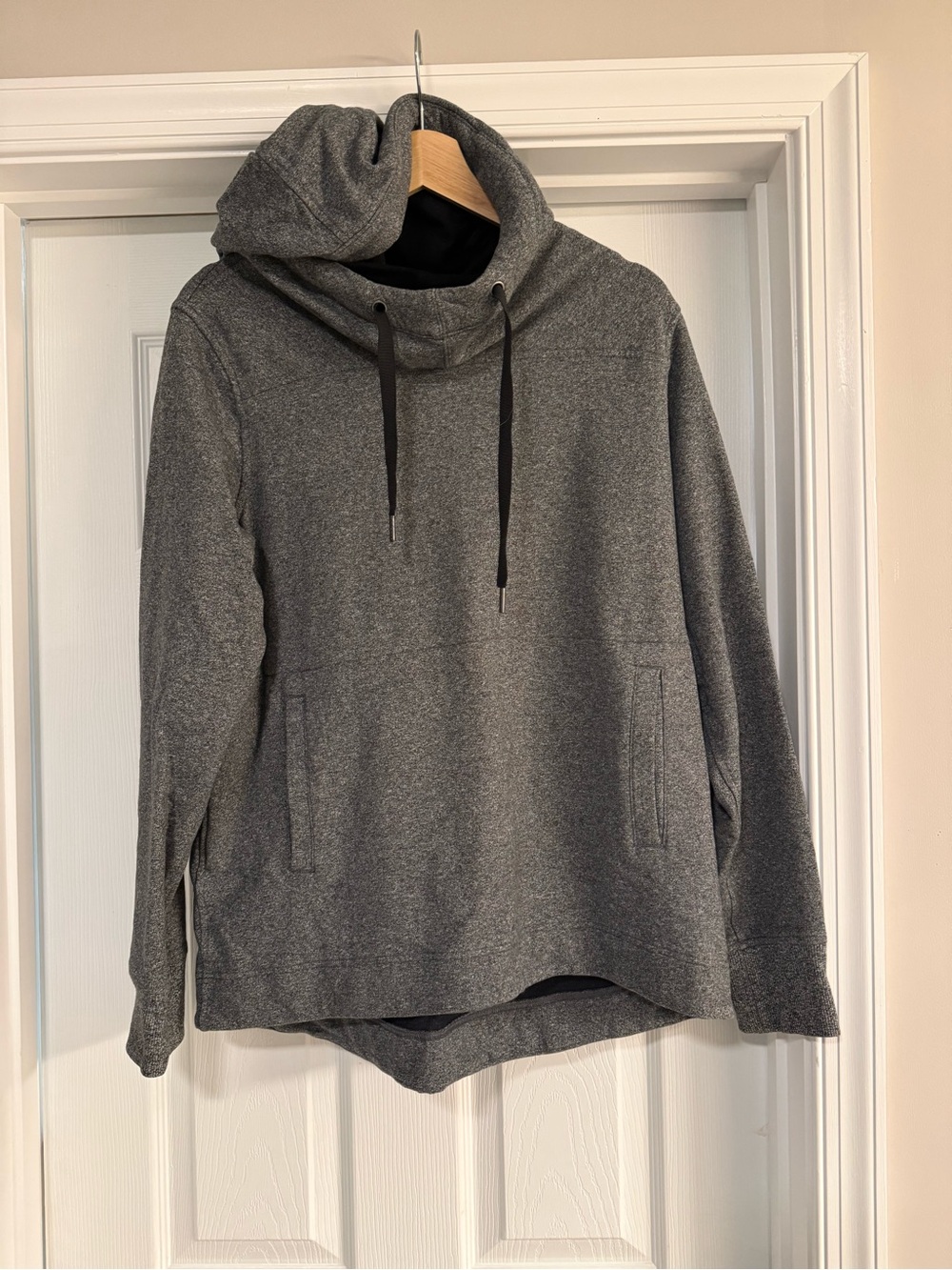 Lululemon Women’s Charcoal Grey Funnel Neck Pullover Sweater